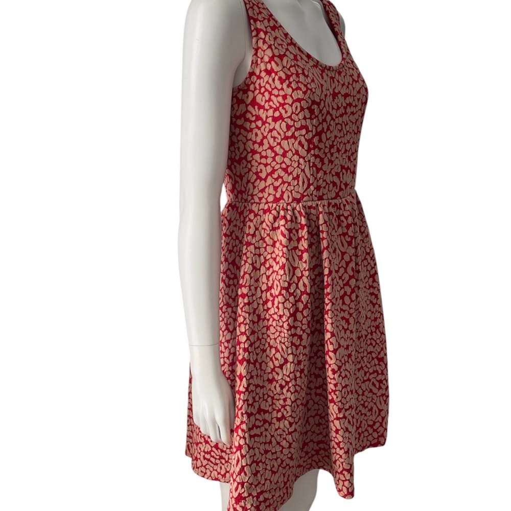 ~MAEVE Red and Beige Textured Dress, Small. - Picture 2 of 11